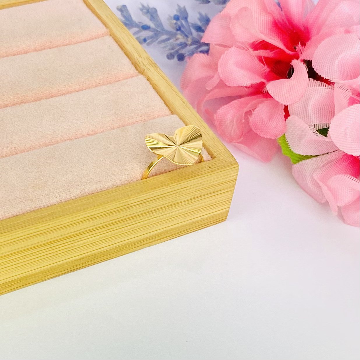 Anel coração ondulado dourado ref 2940