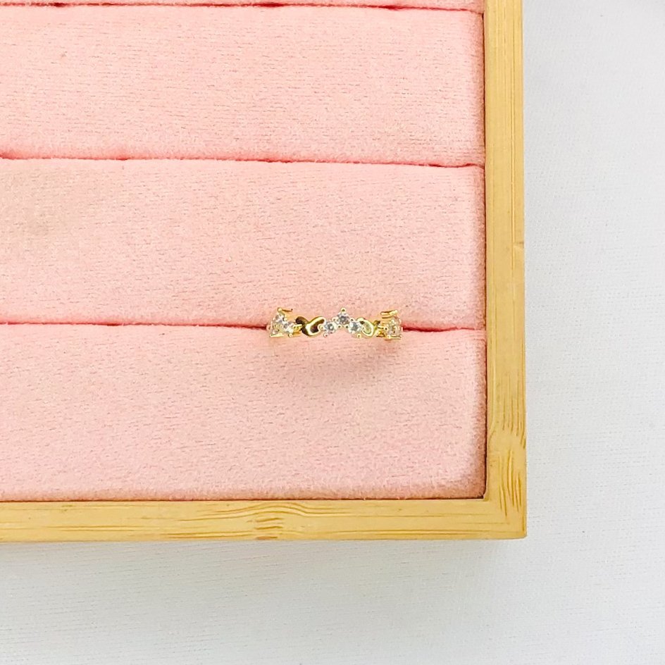 Anel coraçãozinhos cravejado dourado ref 1957