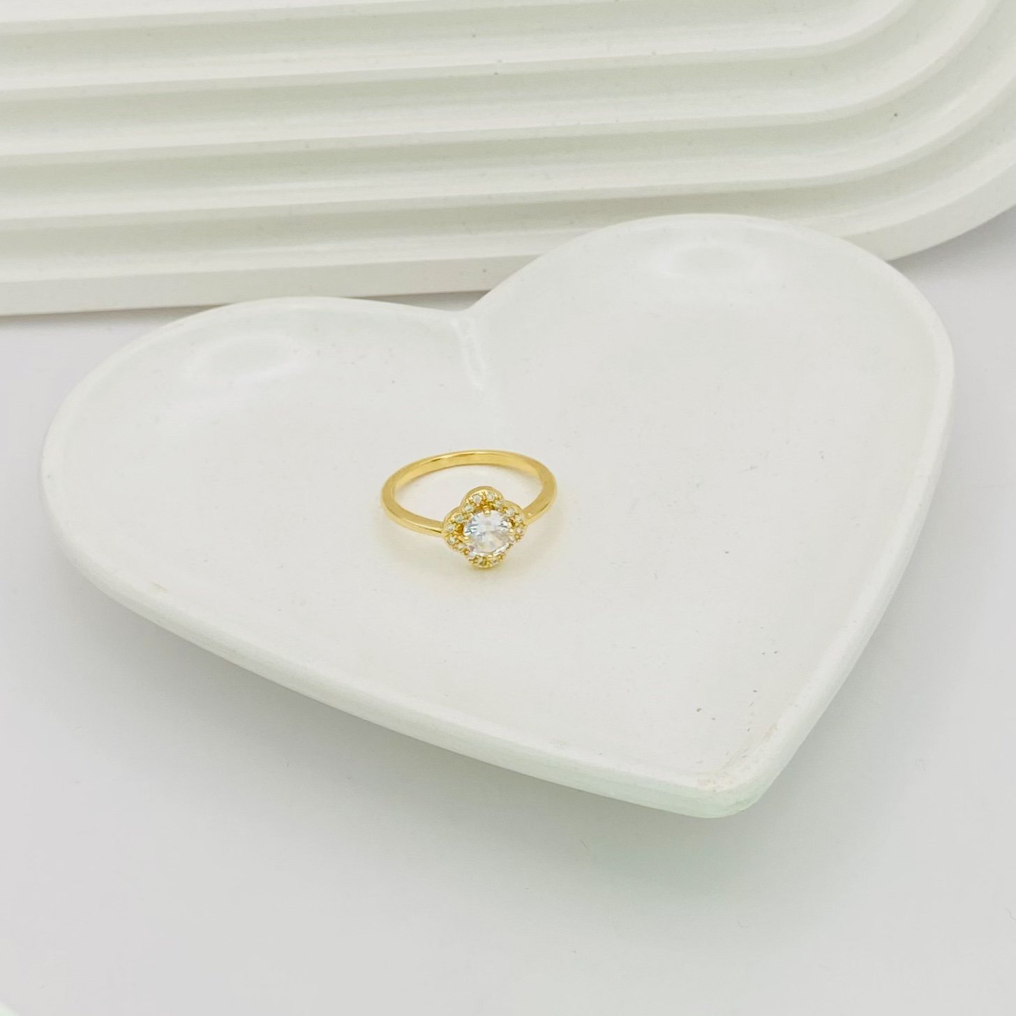 Anel virginia dourado ref 3616