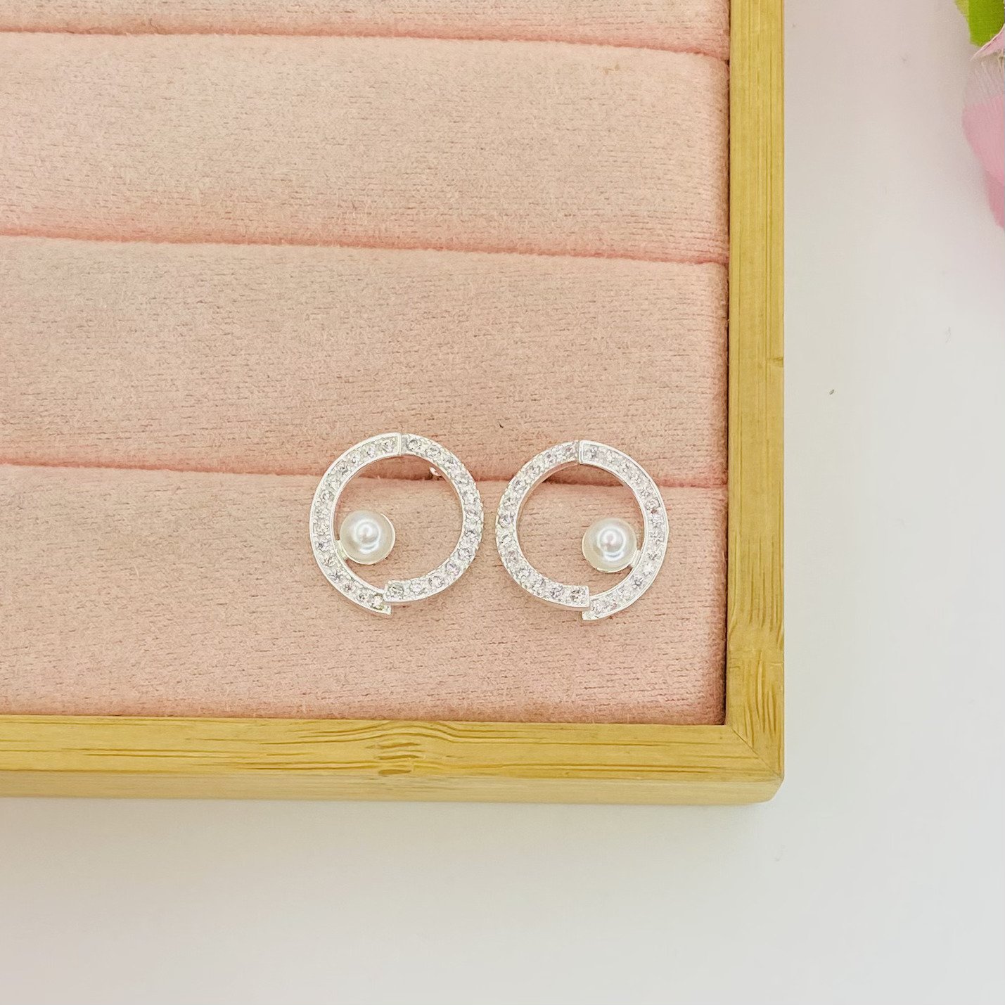 Brinco arcos pérola ref 3289