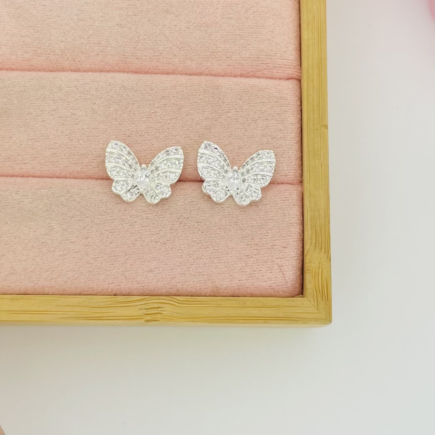 Brinco borboleta ref 3130