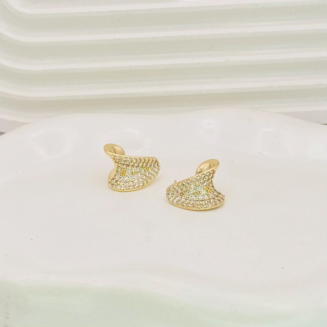 Brinco curvado cravejado dourado ref 3597