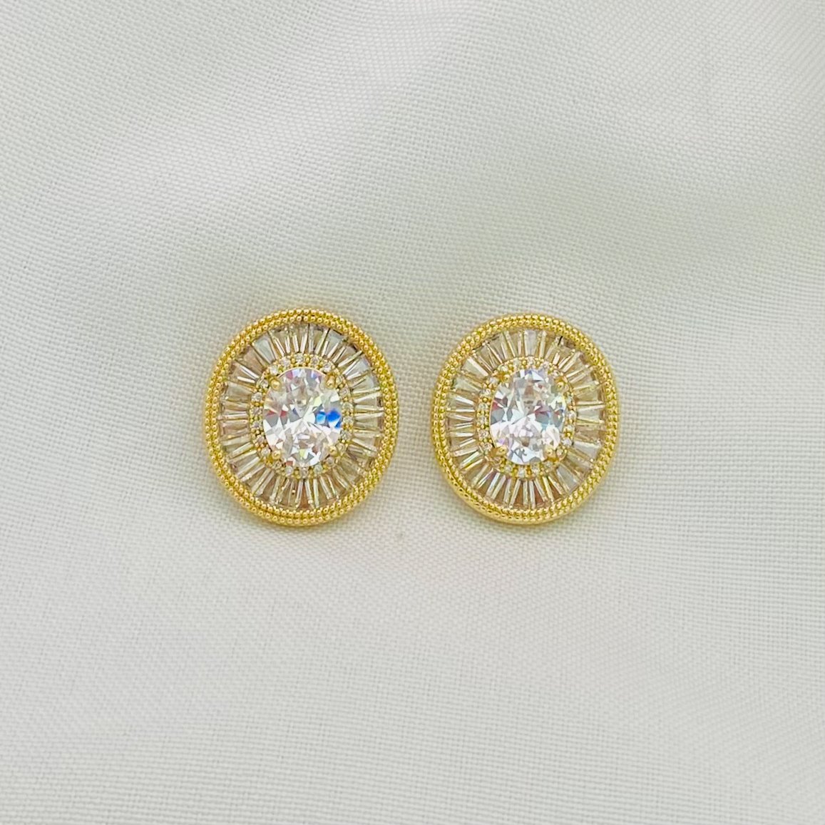 Brinco glow luz dourado ref 3783