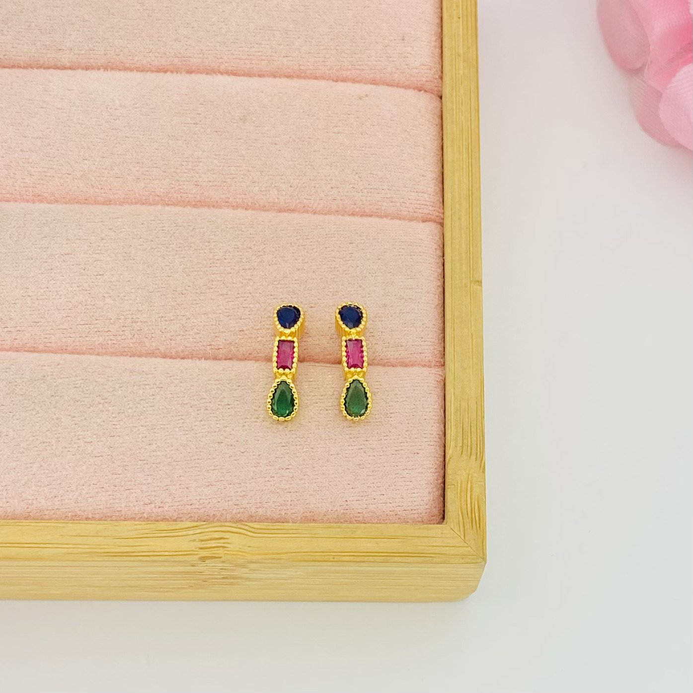 Brinco gotas retângulo dourado ref 3185