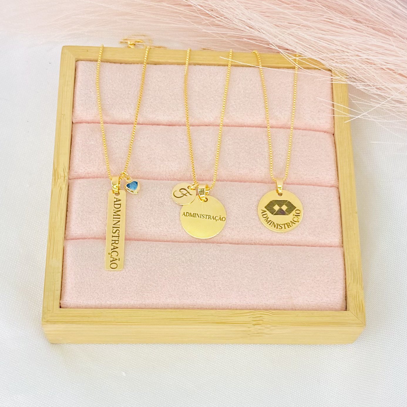 Colar administração dourado ref 2789