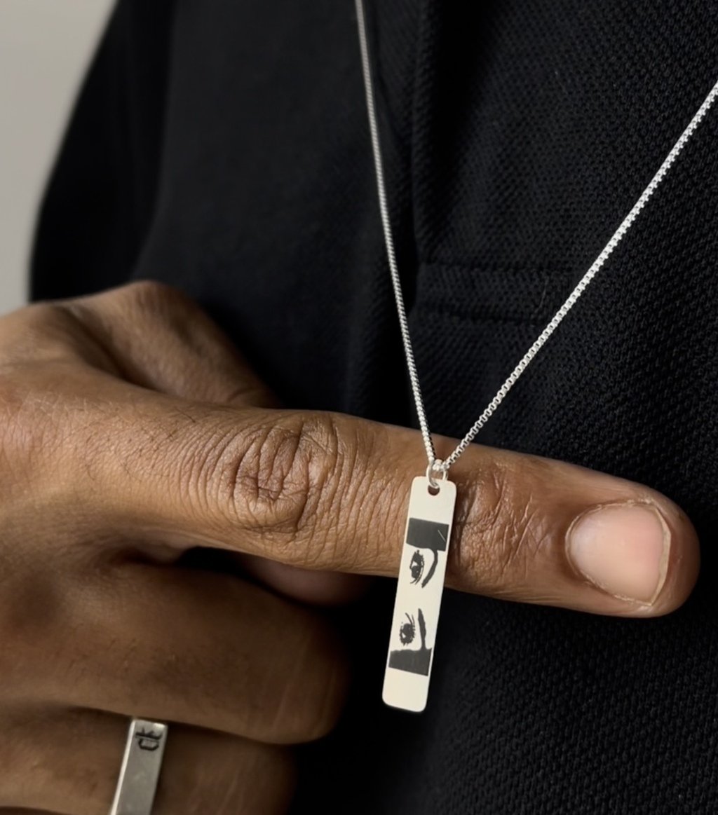 Colar personalizado com olhar REF 1955