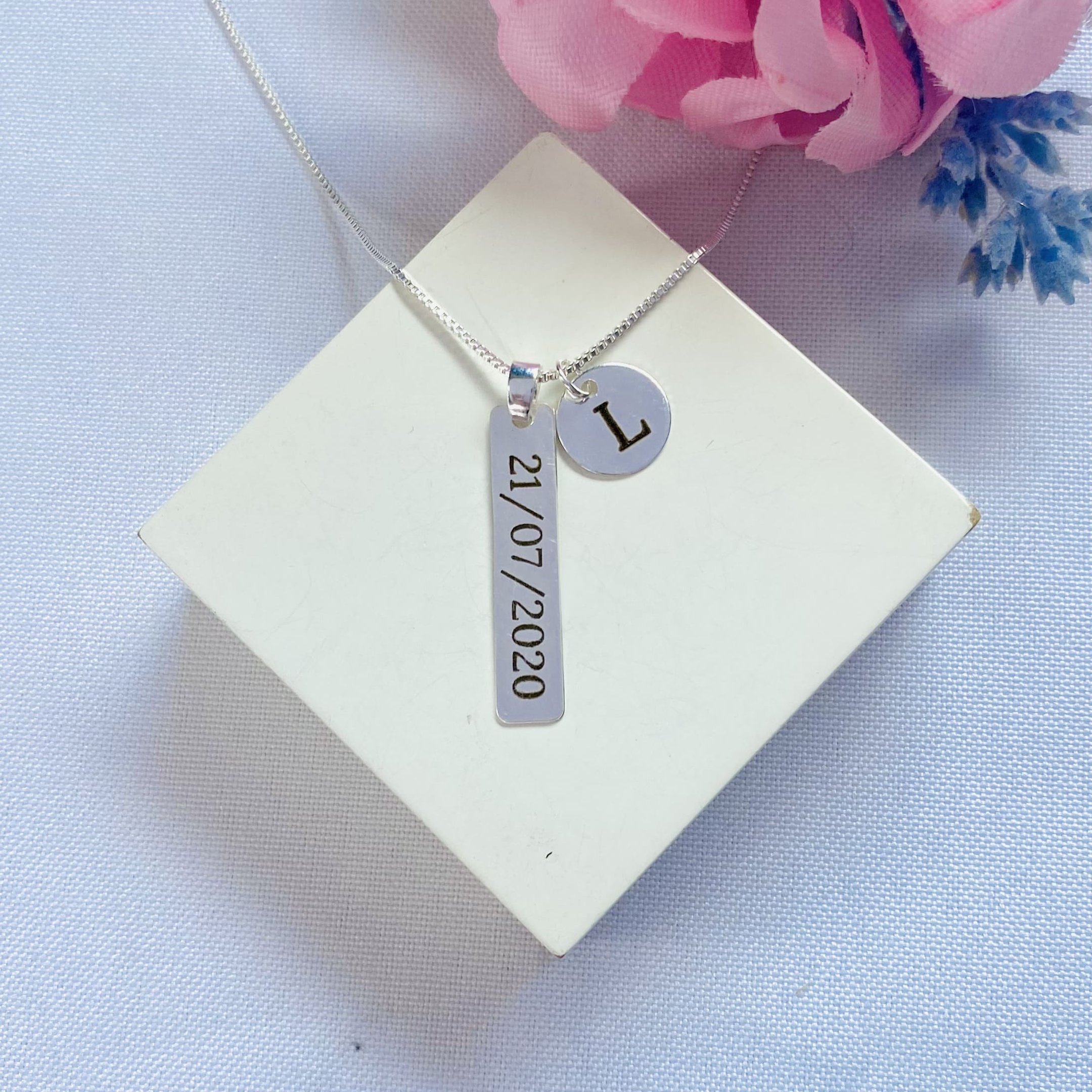 Colar Personalizado Plaquinha + Medalha PP Ref 2857