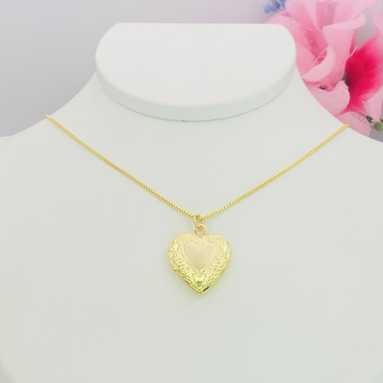 Colar relicario coração dourado ref 3235