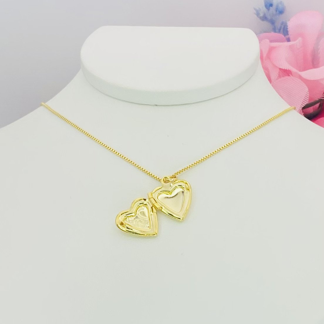 Colar relicario coração dourado ref 3235